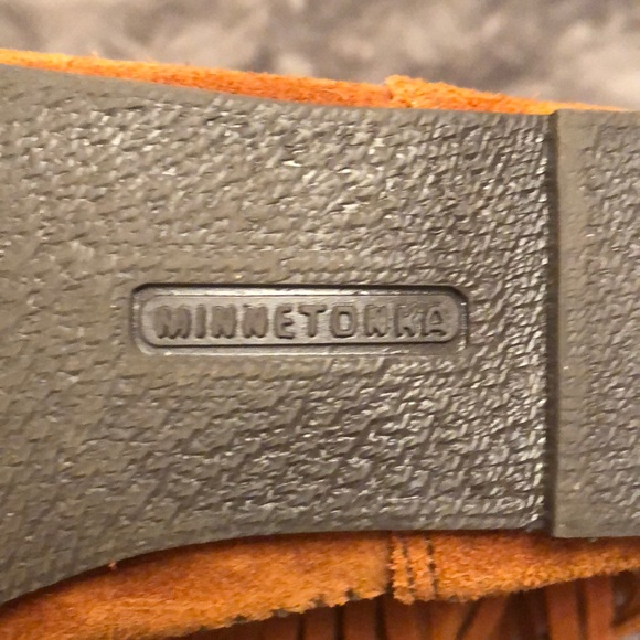 Minnetonka Fringe Leather Boots - Picture 6 of 6